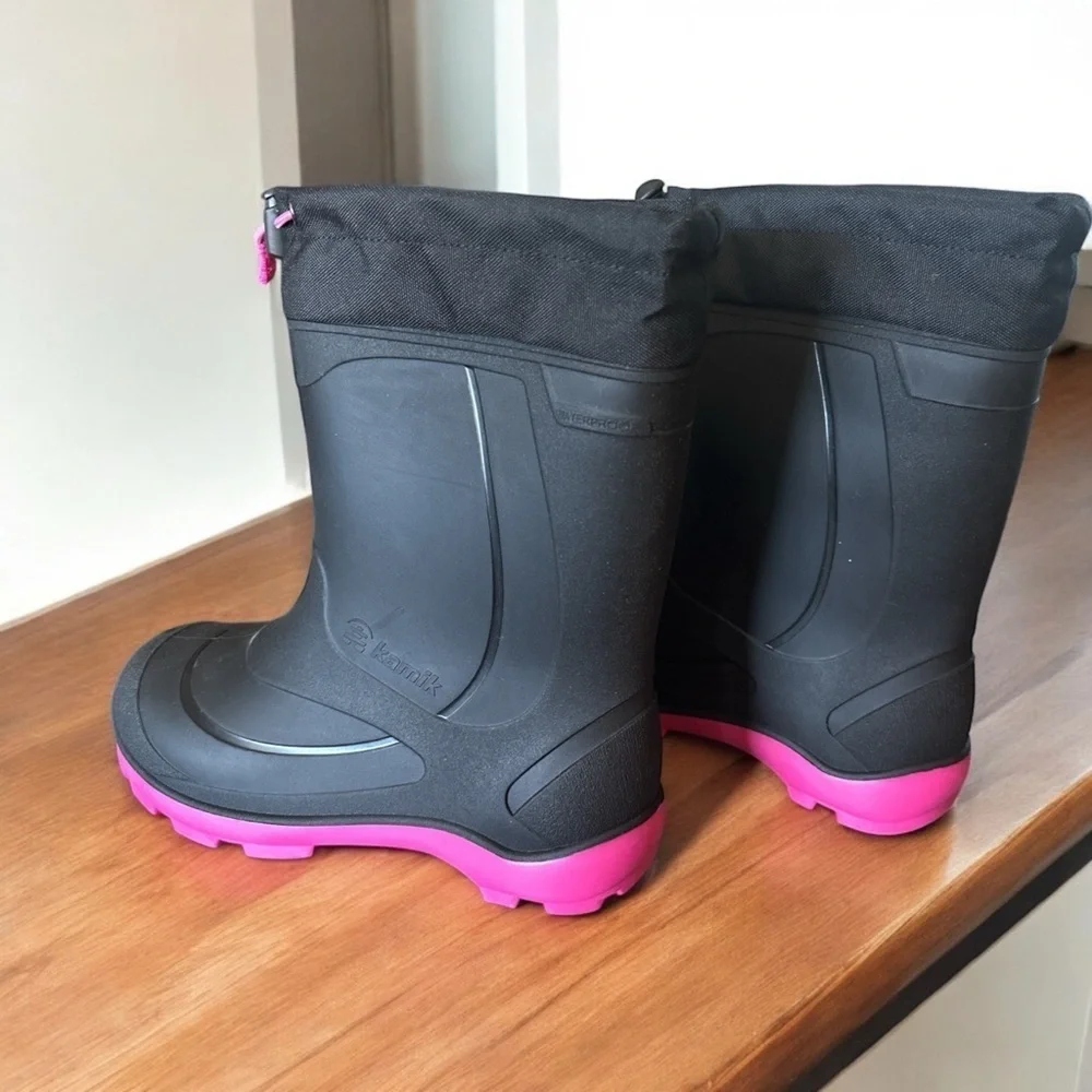 Kamik Unisex Snobuster Boots Black with Magenta Size 5